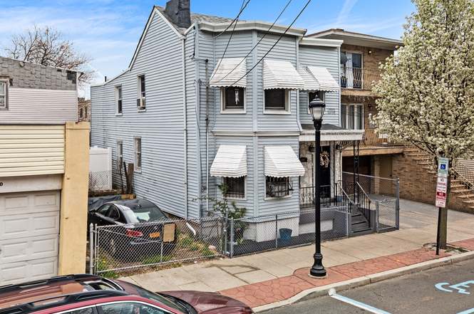 306 Bergenline Avenue, Union City, NJ 07087