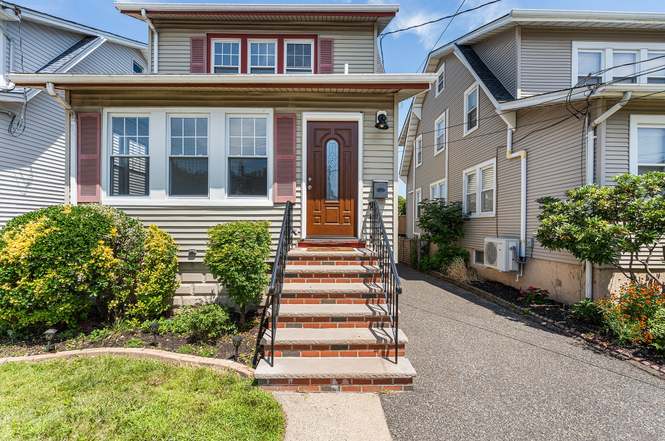 475 Nelson Avenue, Cliffside Park, NJ 07010